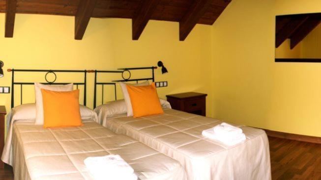 Hostal Rural Casa Parda Tramacastilla de Tena Bilik gambar